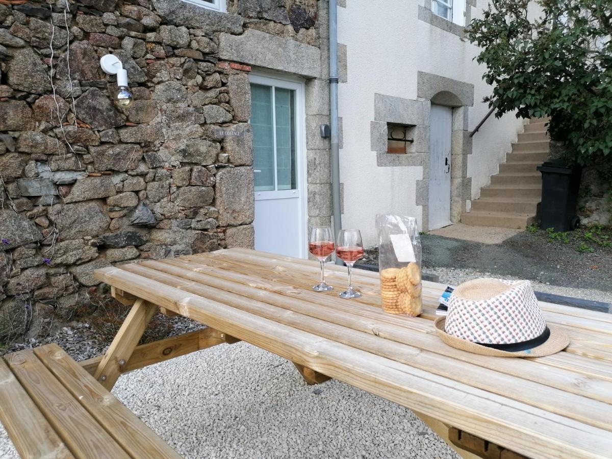 Le Bois Aux Feuilles Blanches Villa Saint-Michel-Mont-Mercure Kültér fotó